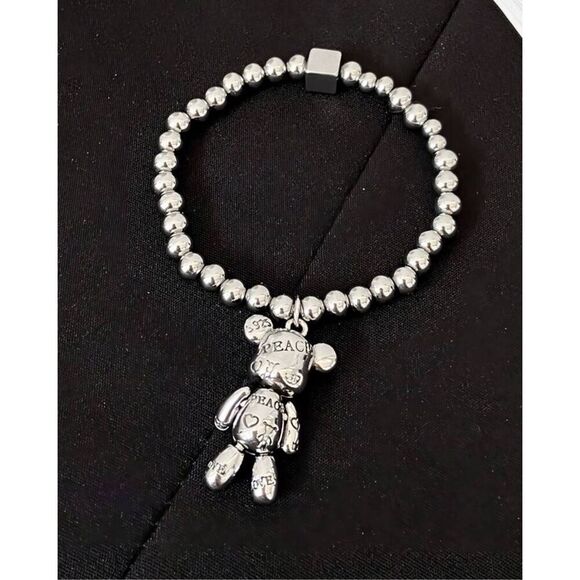 Teddy Bear Heart Bracelet - Picture 5 of 8